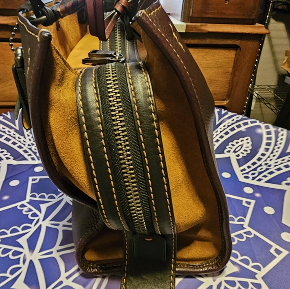 COACH 1941 ROGUE 31 WHIPSTITCH - OXBLOOD NWOT - Picture 4 of 9